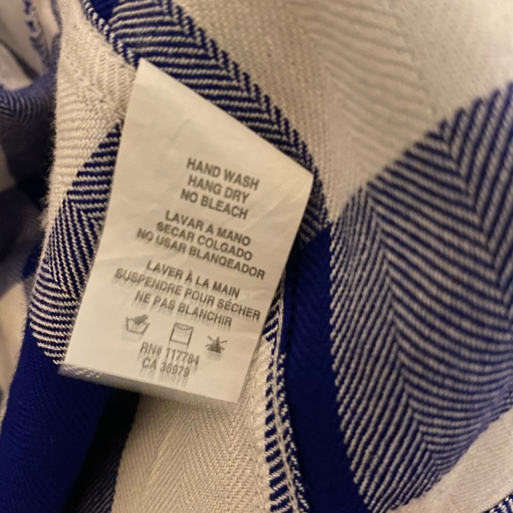 Rails Never Worn Xs Button Up - image 4